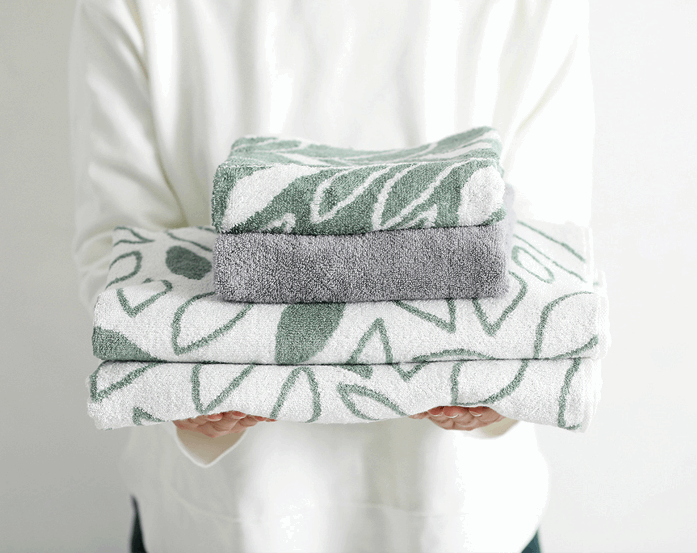 밤부베베 순한대나무 톡톡 목욕타올_보타닉 블랭킷, 낮잠이불 로도 사용가능한 사이즈의  Bath Towel - daitso.de